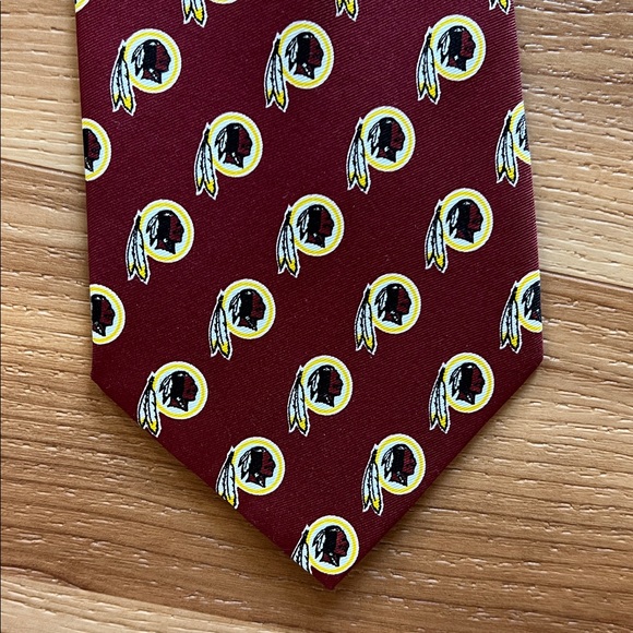 Vintage Washington Redskins Logo NFL Neck Tie Mens - Picture 5 of 5